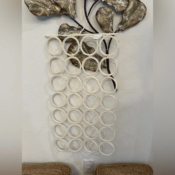 IKEA KOMPLEMENT Hanging Organizer – 28 Ring Scarf & Accessory Holder - Picture 2 of 3